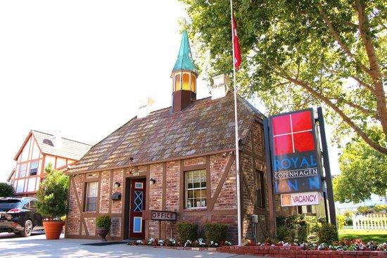Royal Copenhagen Inn Solvang Exterior foto
